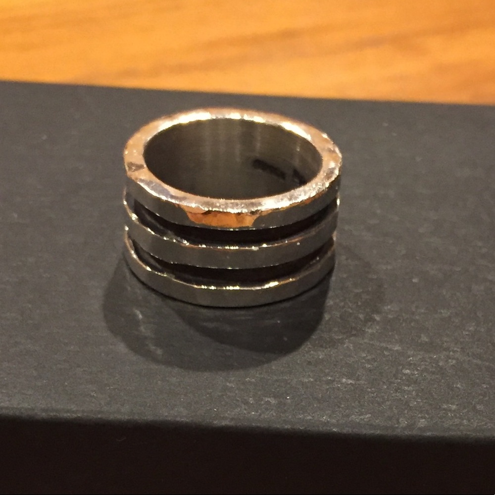 Beautiful heavy sterling ring.  Size ~7.